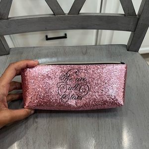 Marilyn Monroe Merchandise “We Are All Stars” Light Pink Cosmetic Case